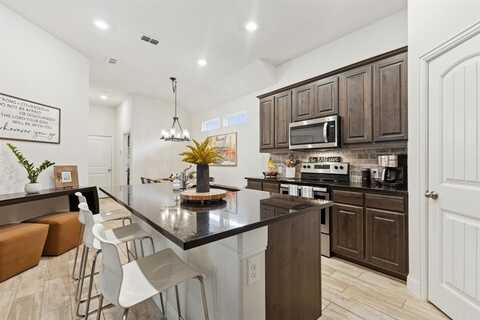 3504 Peterborough Mews, Dallas, TX 75236