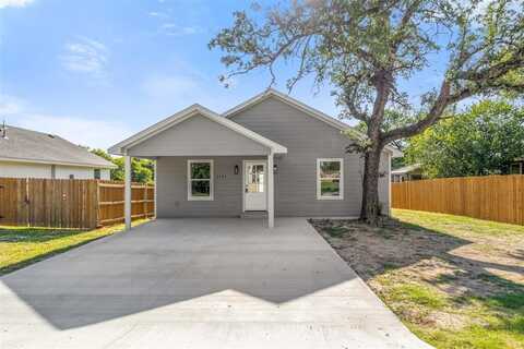 5704 Arkansas Trail, Granbury, TX 76048