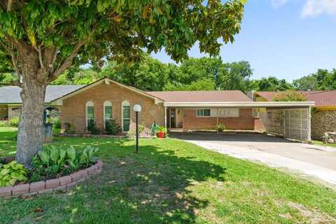 310 Kirby Creek Drive, Grand Prairie, TX 75052