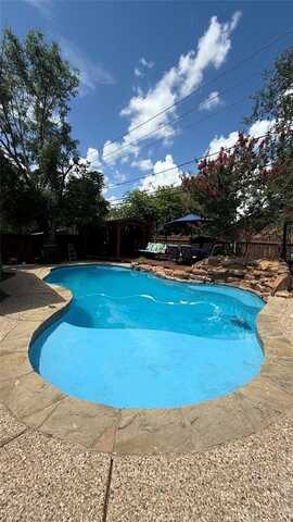 6201 Stardust Drive S, Watauga, TX 76148