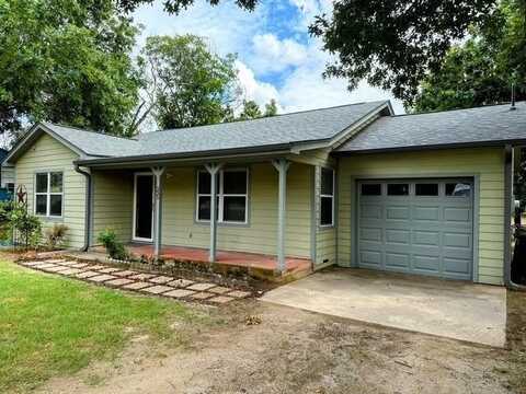 335 W 2nd Street, Rhome, TX 76078