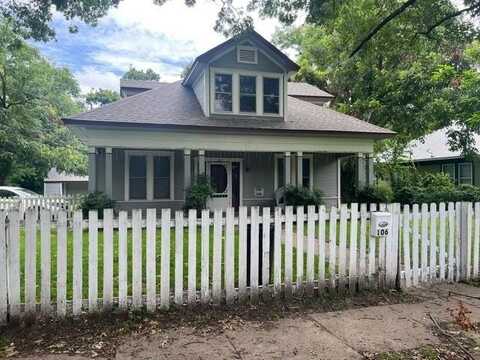 106 Lawrence Avenue, Terrell, TX 75160