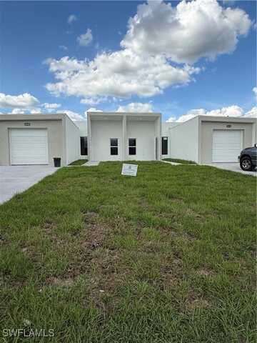 1013/1015 Jaguar Boulevard, Lehigh Acres, FL 33974