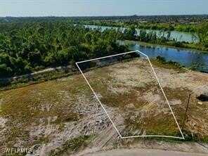 2312 NW 28th Avenue, Cape Coral, FL 33993