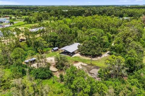 19591 Honey Bear Lane, North Fort Myers, FL 33917
