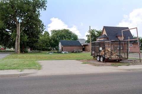 705 W 3rd Street, Elk City, OK 73644