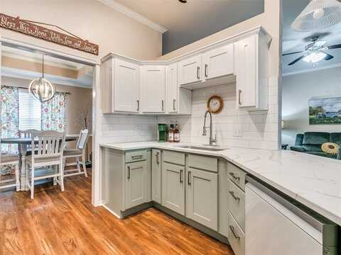 1261 Paulette Drive, Piedmont, OK 73078