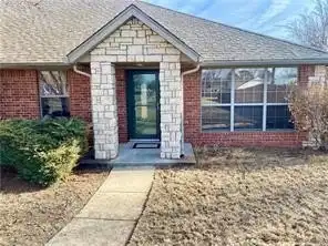 1416 N Lark, Weatherford, OK 73096