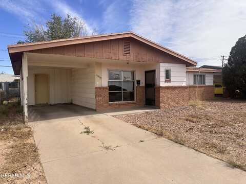 5829 NIKE Lane, El Paso, TX 79924