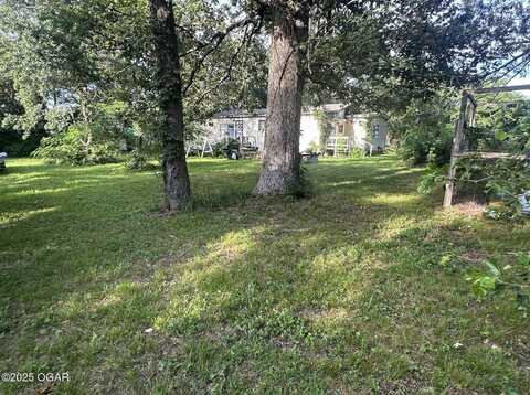 21214 Racoon Road, Stella, MO 64867