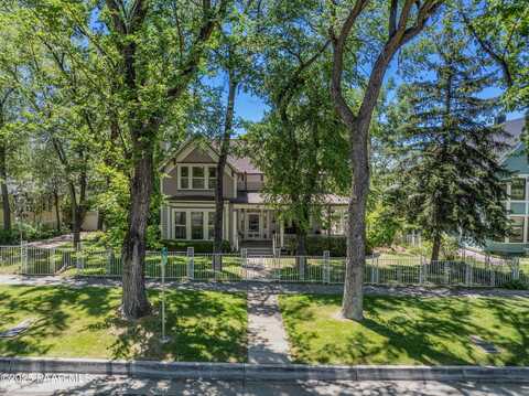 128 S Mt Vernon Avenue, Prescott, AZ 86303