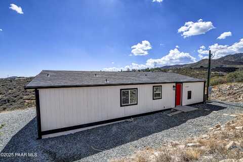 9285 E Wolf Road, Humboldt, AZ 86327