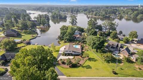 536 N Lakeshore, Carrollton, GA 30117