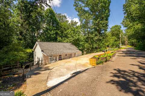 2724 Vaughandale, Gainesville, GA 30506
