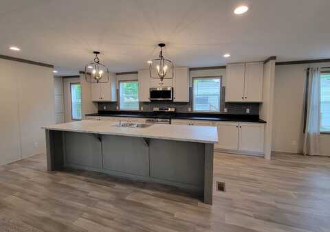 5095 Cove Ct., Clio, MI 48001