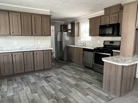 2405 Pajot Drive, Kawkawlin, MI 48631
