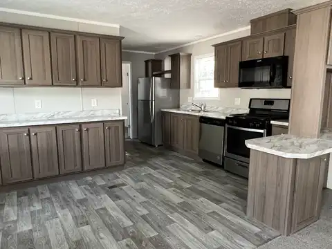 2405 Pajot Drive, Kawkawlin, MI 48631