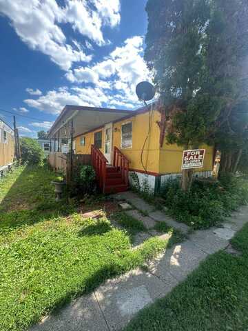 2825 SE 14th St, Des Moines, IA 50320