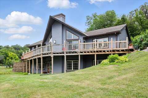 19417 Clarkson Rd., Pacific Junction, IA 51561