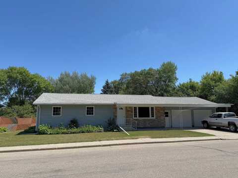 316 12th Ave NE, Devils Lake, ND 58301, ND 58301