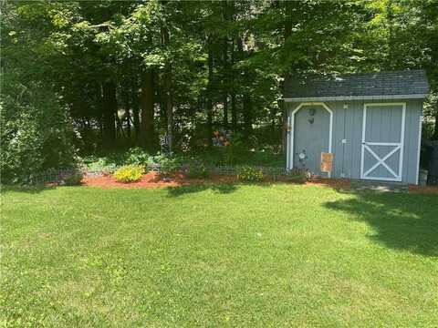 101 Lake Shore N Dr, Milford, NY 12116