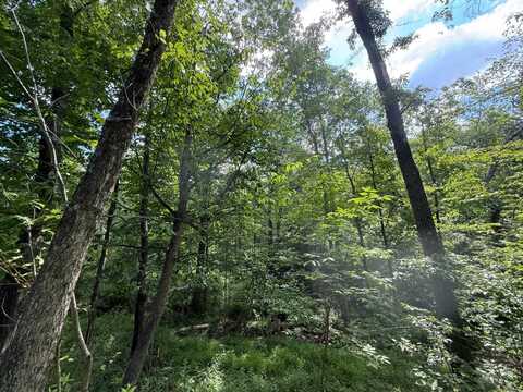 364 Ralston Rd, Slippery Rock, PA 16057
