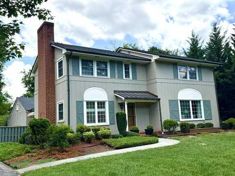 4118 BELLE AIRE CIRCLE SW, Roanoke, VA 24018