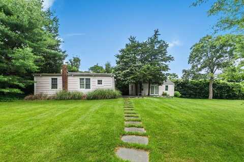 41 Snake Hollow Road, Bridgehampton, NY 11932