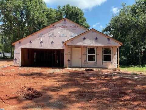 884 Powers Road, Laurens, SC 29360