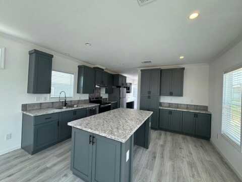 18 Secluded Ranch Bend, Willis, TX 77318