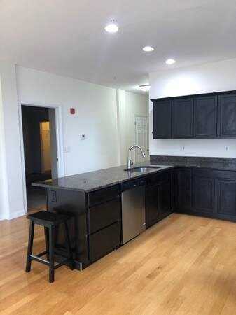 200 State Street, Schenectady, NY 12305
