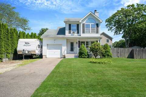 9 Ocean Avenue, Mastic, NY 11950