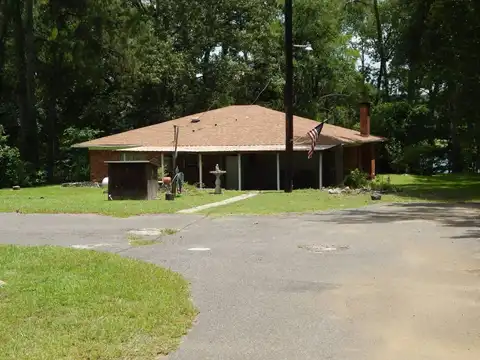 208 Ponderosa Ln, Zwolle, LA 71486