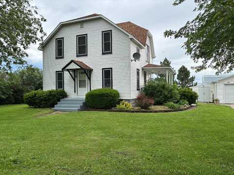 1341 320th St., Auburn, IA 51433