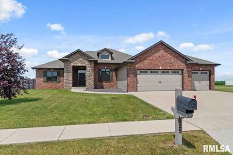 825 Nine Rock Road, Sherman, IL 62684