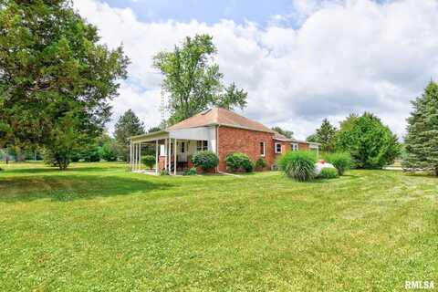1798 E 1685 North Road, Taylorville, IL 62568