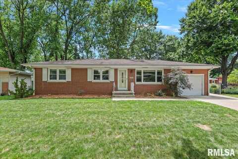 2068 CAMBRIDGE Road, Springfield, IL 62704