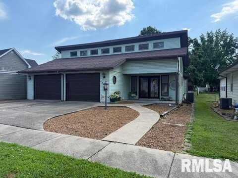 209 N 8TH Street, Herrin, IL 62948