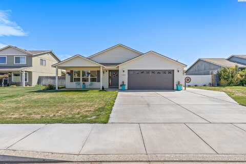 5408 Johnson Dr, Pasco, WA 99301
