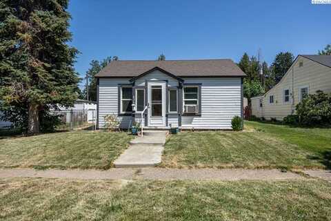 836 Main St, Prosser, WA 99350
