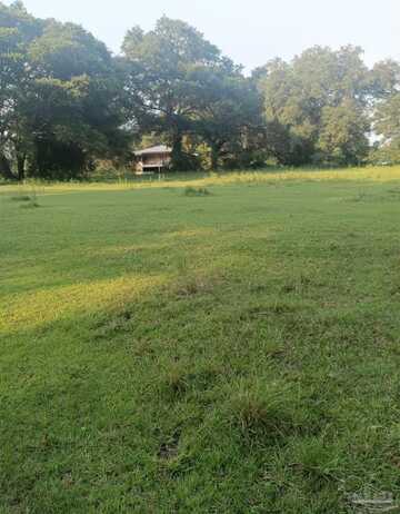 4801 Berryhill Rd, Milton, FL 32570