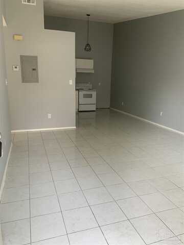 6818 Tiki Ln, Pensacola, FL 32503