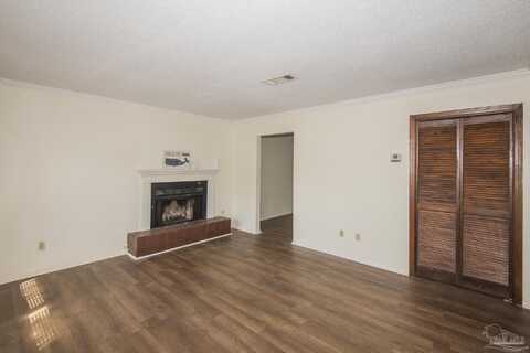 3850 Creighton Rd, Pensacola, FL 32504