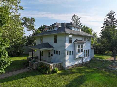 421 S Franklin Street, Winamac, IN 46996