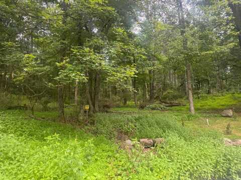 Seneca Way, Stroudsburg, PA 18360