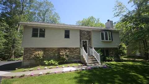 3124 Fern Road, Pocono Summit, PA 18346