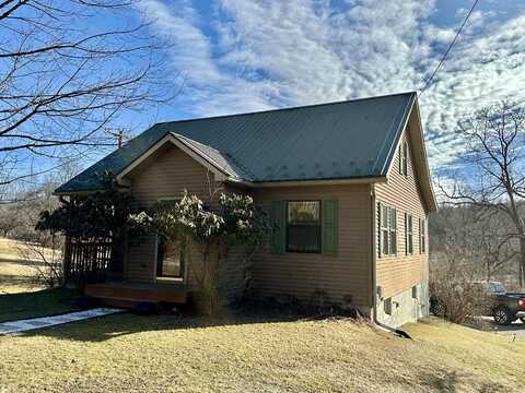 402 S Sterling Road, South Sterling, PA 18460
