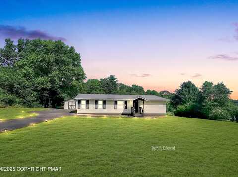 3546 High Hill Road, Effort, PA 18330