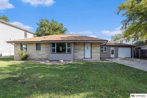 4426 Huntington Avenue, Lincoln, NE 68504