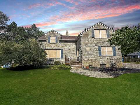 15008 Lakeshore Avenue, Grand Haven, MI 49417